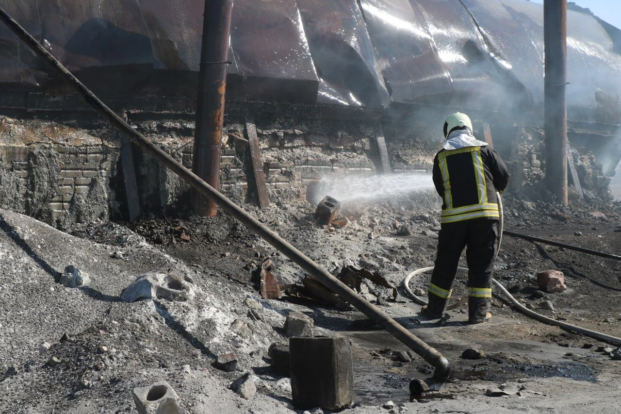 حلب.. حرائق في "حرّاقات الوقود...