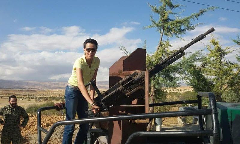 زارت الجبــهات وحيت "جــيش الأ...