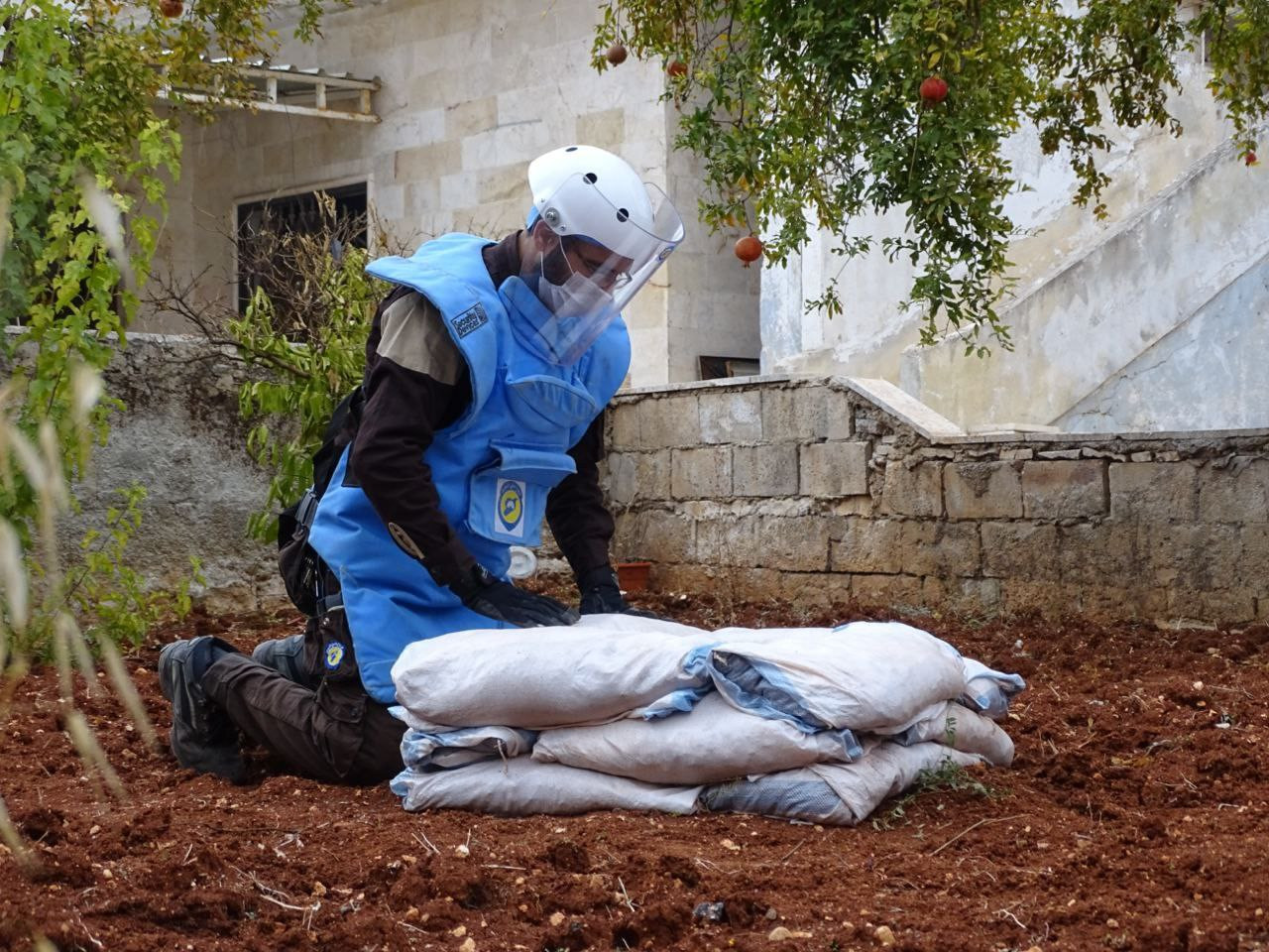 "الدفاع المدني" يحذر من "تهديد...