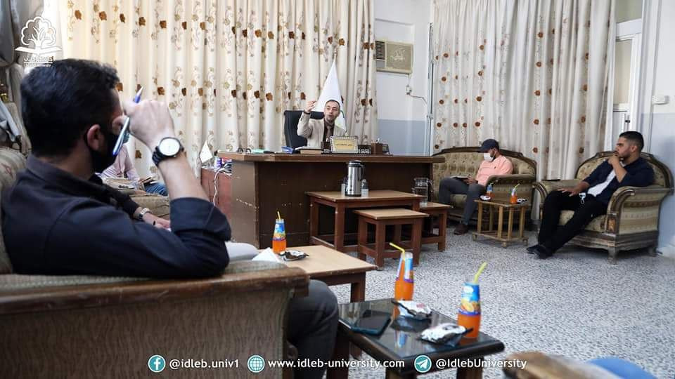 رئيس جامعة إدلب يعلق على الوقف...