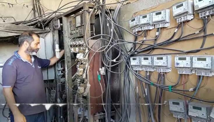 مسؤول يبرر رفع تعرفة الكهرباء...