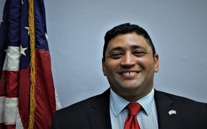 المبعوث الأمريكي يؤكد لـ"الوطن...