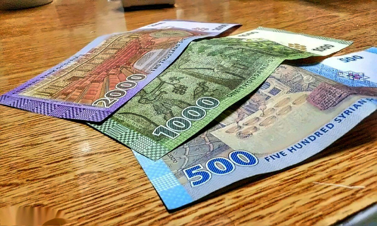 لليوم الثاني.. استقرار سعر صرف...