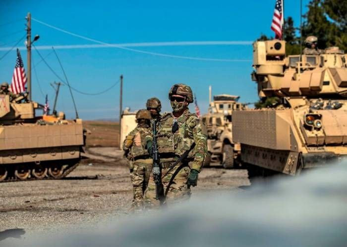 انفجار يستهدف القوات الأمريكية...