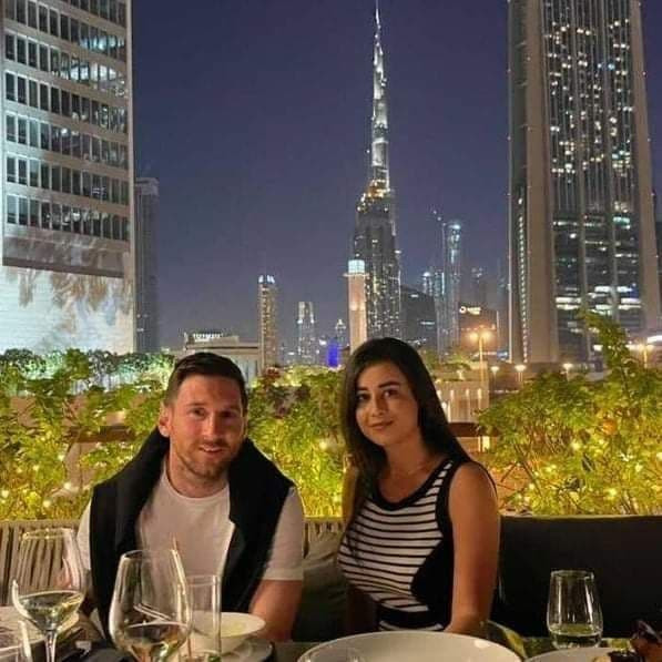 روعة السعدي برفقة ليونيل ميسي...