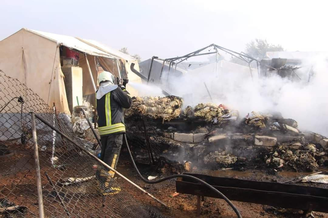 حريق خيمة يتسبب في وفاة رضيع ف...