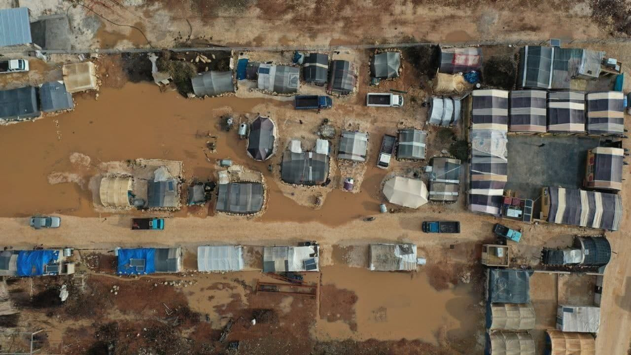 "نبيل العوضي" في مخيمات إدلب (...