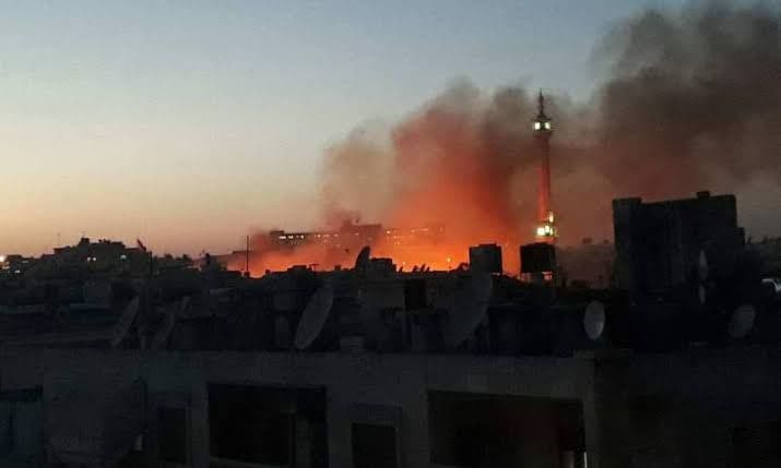 وفاة شخصين باندلاع حريق في مدي...