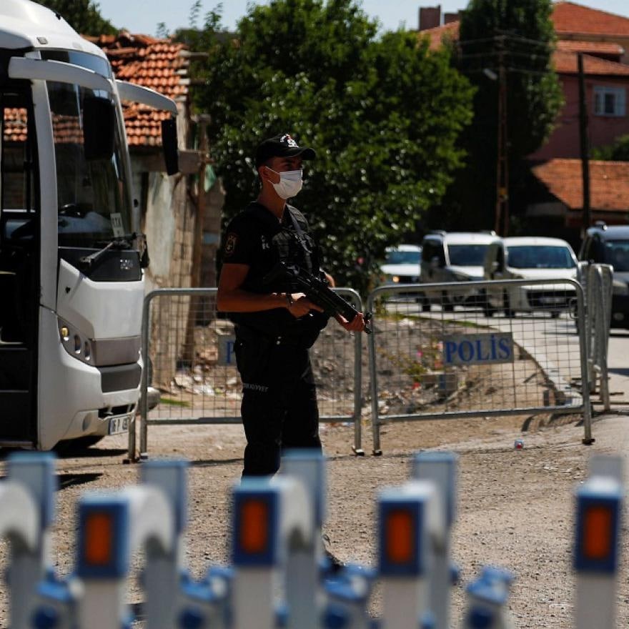 تعرض للطعن بأداة حادة.. مقتل ل...