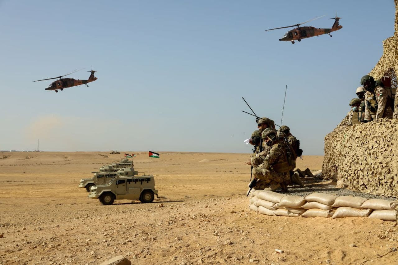 "الجيش الأردني" يتوعد كل من يح...