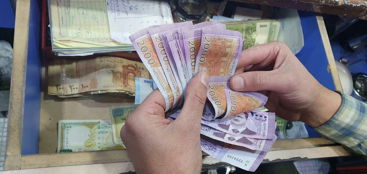 استقرار سعر الليرة السورية أما...