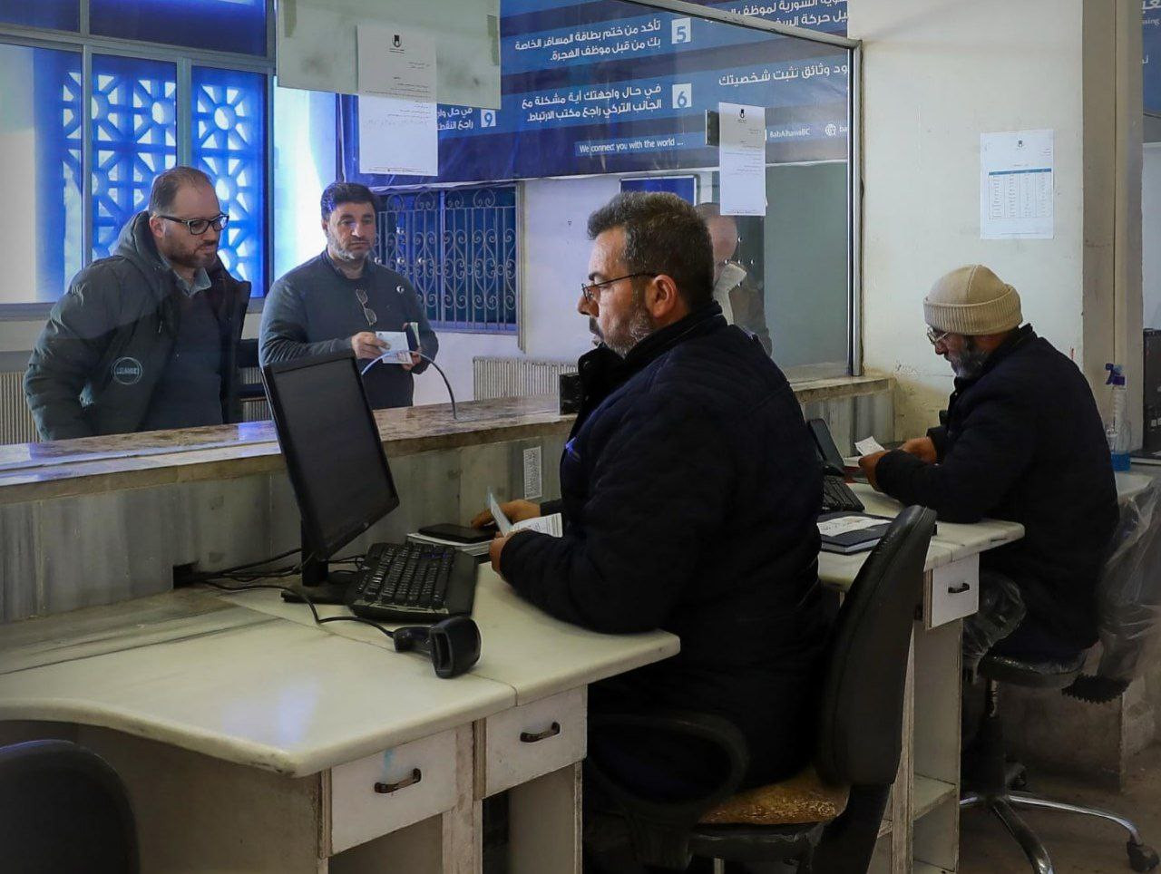 "باب الهوى" يكشف عدد السوريين...