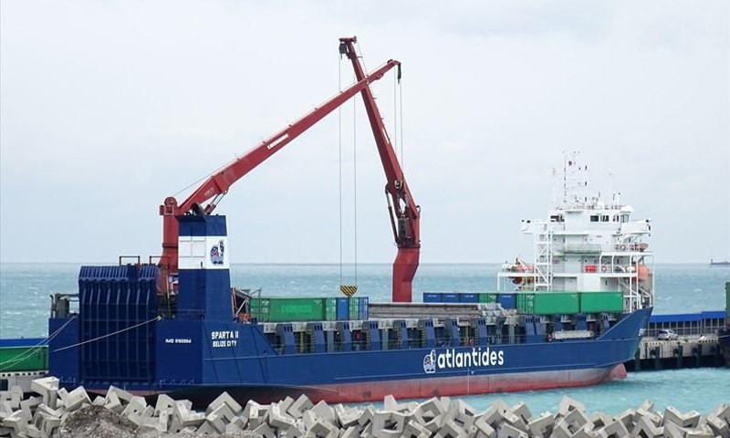 روسيا تسرق الحبوب من موانئ أوك...