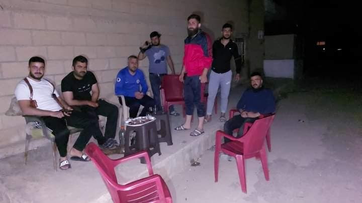 دوريات أهلية لحماية أحياء القا...