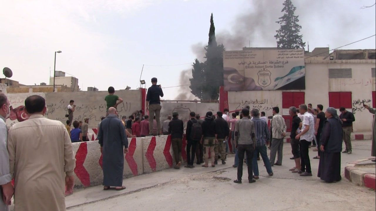 حلب.. مظاهرات غاضبة في مدينة ا...