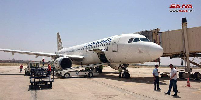 وصول أول رحلة جوية من الكويت إ...