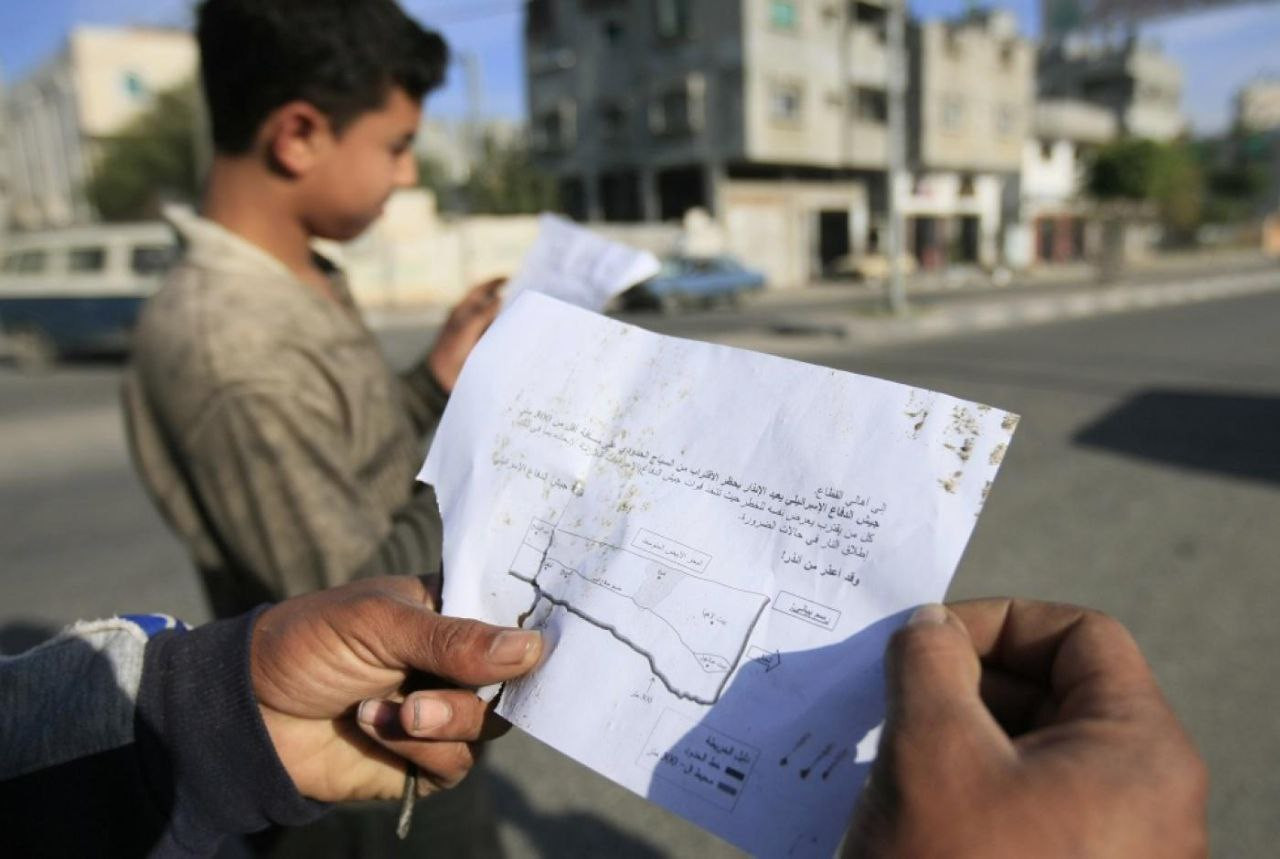 منشورات إسرائيلية تحمل رسائل ت...