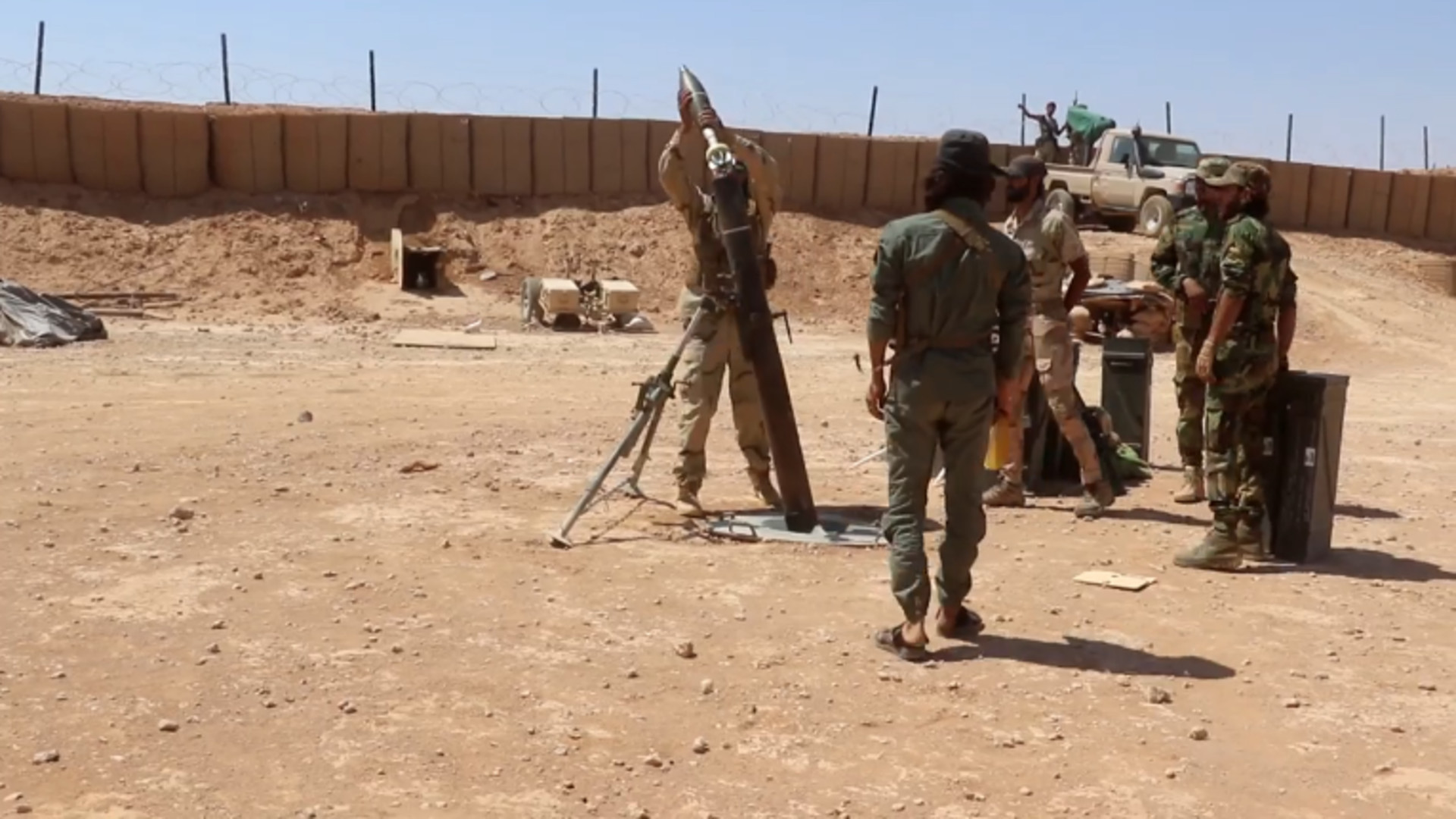 طائرات مجهولة تستهدف "جيش مغاو...