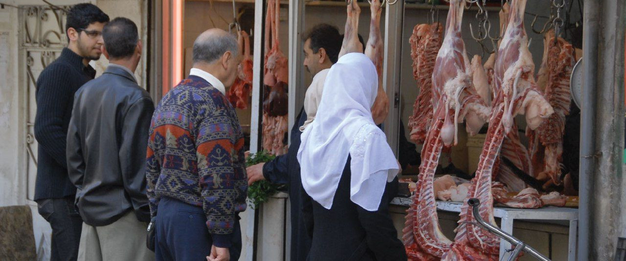 مسؤول يتوقع ارتفاع أسعار اللحو...