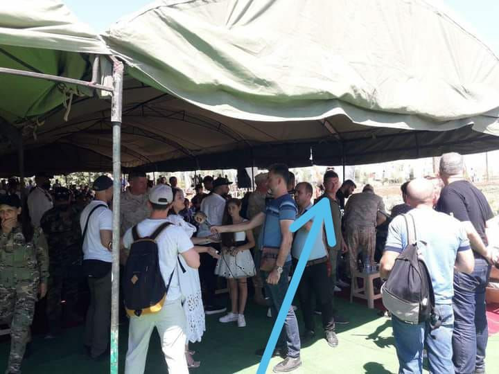 بحضور روسي.. قتيلان وجرحى بقصف...