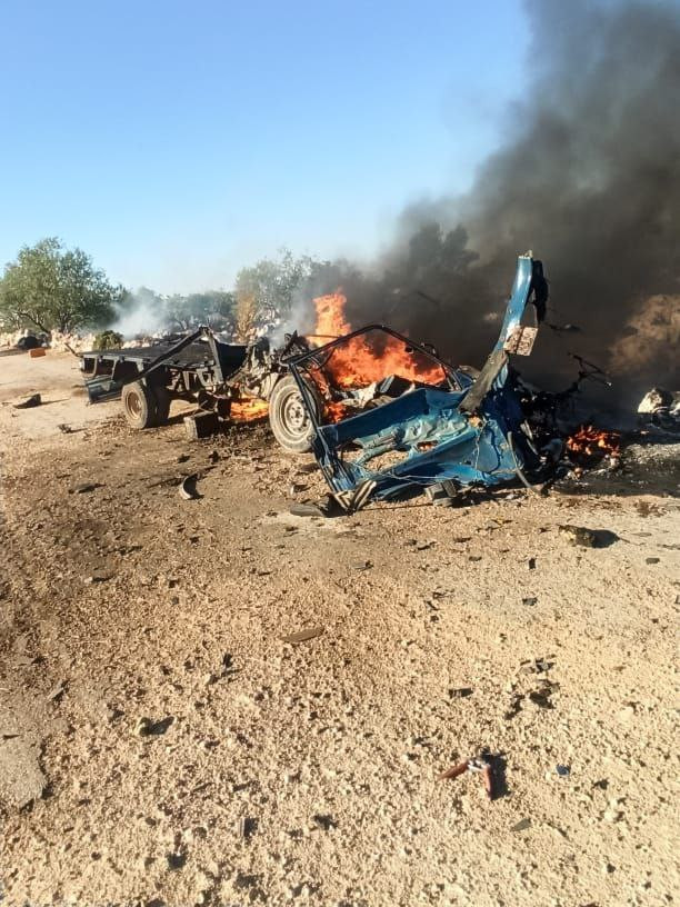 النظام يستهدف بصاروخ موجه سيار...