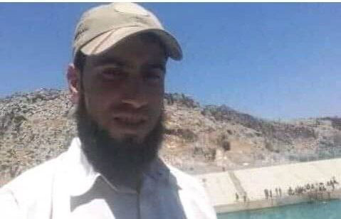 رجل يحتال على أهالي إدلب بمبلغ...