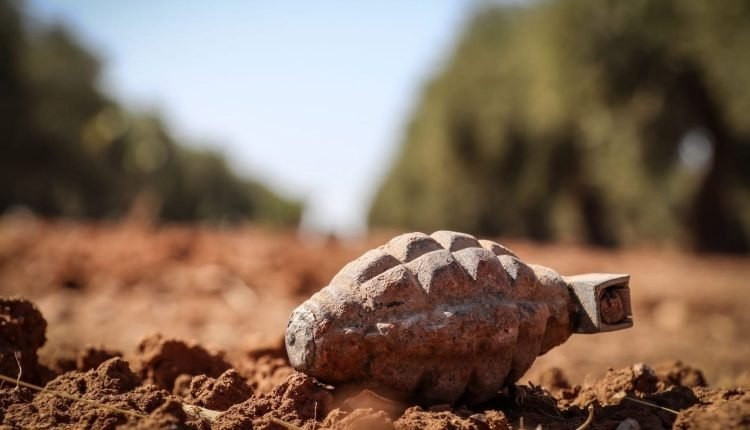 انفجار قنبلة يودي بحياة طفل في...