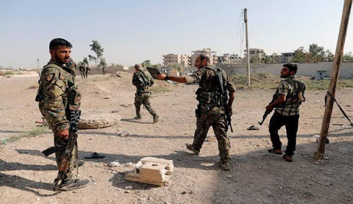 قسد تنفذ حكم الإعدام بحق شابين...