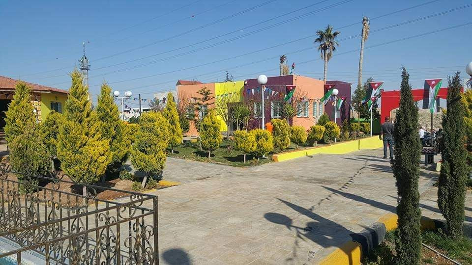 مصدر من القرادحة: إصابة رئيس ب...