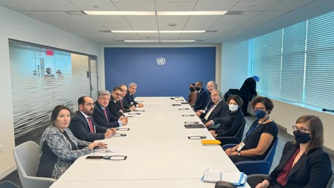 المعارضة السورية تطالب بتشكيل...