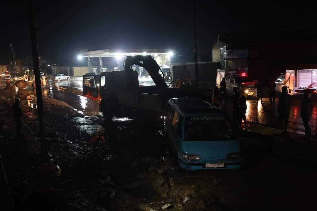 أضرار في عشرات الخيم والمساكن...