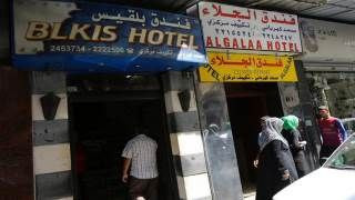 قطاع الفنادق يصارع للبقاء بموا...