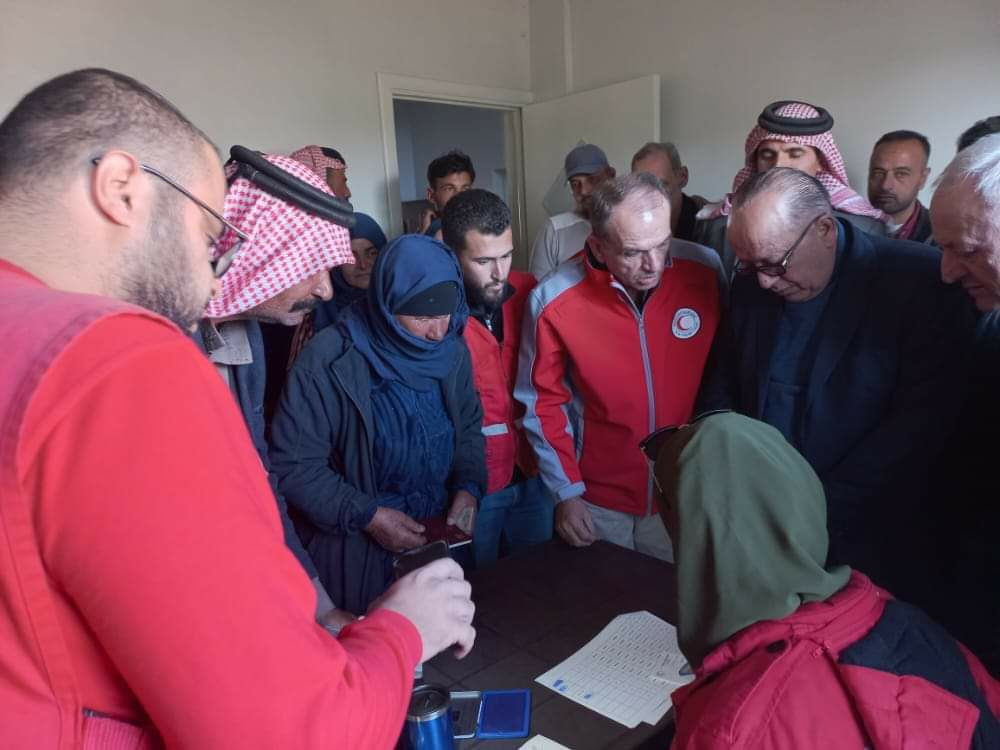 الصليب الأحمر يشرعن استيلاء ال...