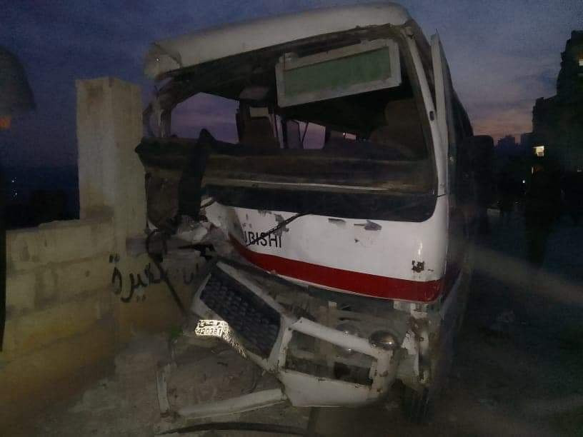 وفاة طالب وإصابة تسعة بتدهور م...