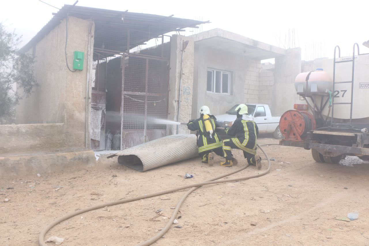 جرحى إثر حريق اندلع في مركز لب...