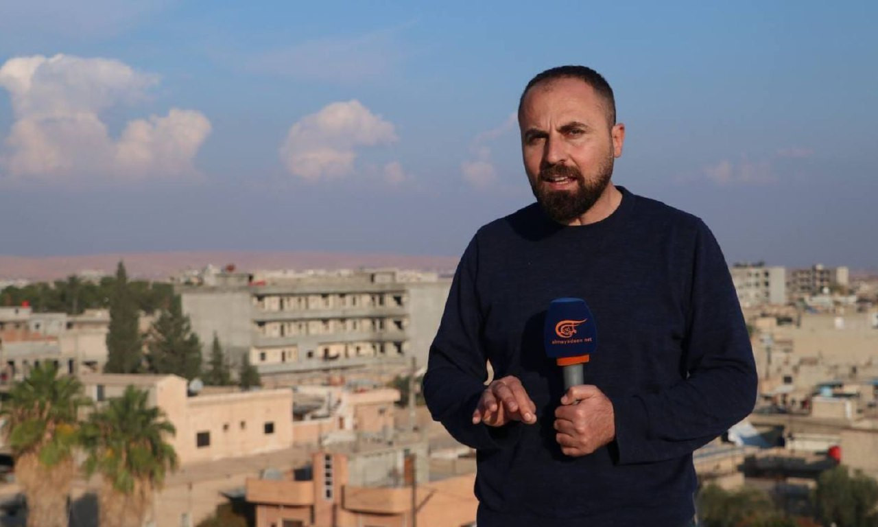 النظام يوقف مراسل قناة الميادي...