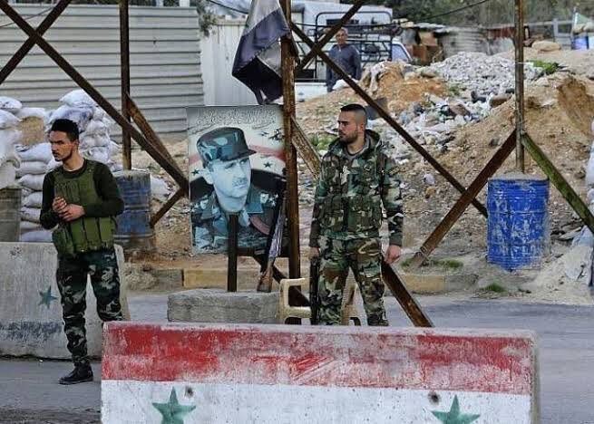 "الفرقة الرابعة" تواجه احتجاجا...