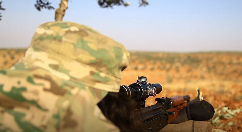 مقتل عنصر للنظام قنصا غربي حلب