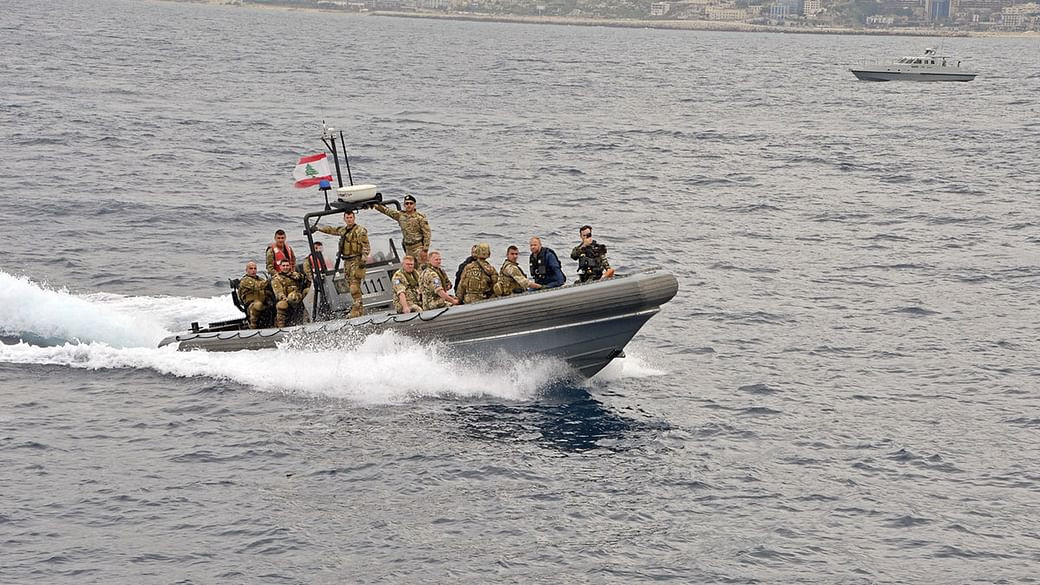 لبنان.. القوى البحرية تنقذ أكث...