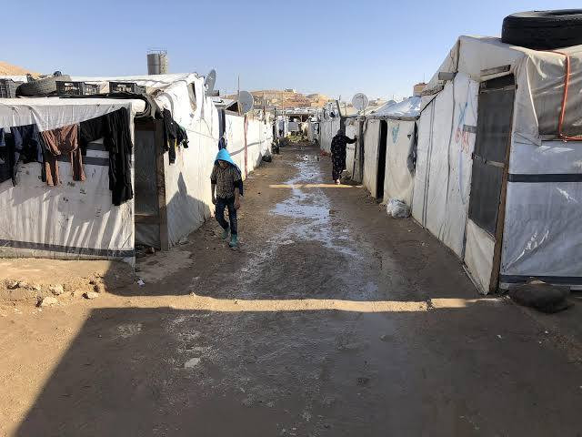 منهم 700 ألف سوري .. مليونا شخ...