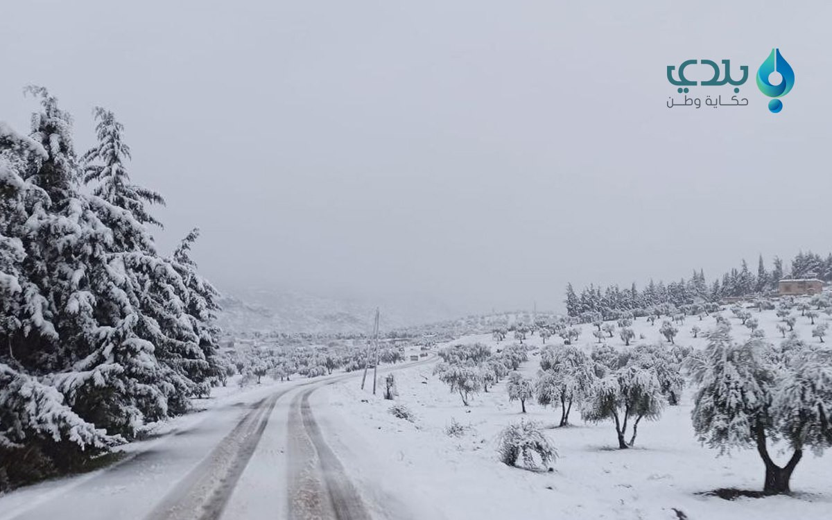 ثلوج وانخفاض بدرجات الحرارة.....