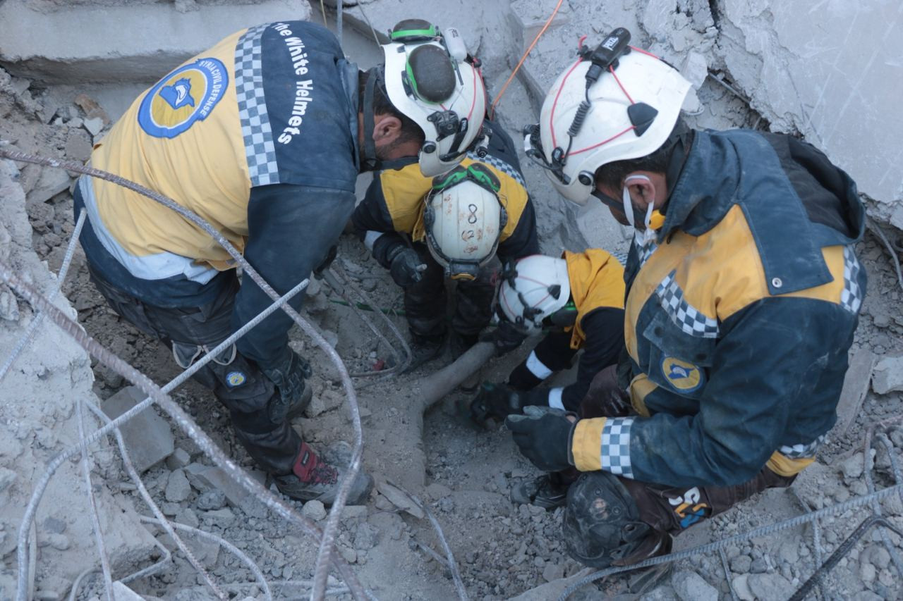 ارتفاع حصيلة ضحايا الزلزال شمال غرب سوريا لأكثر من 1900