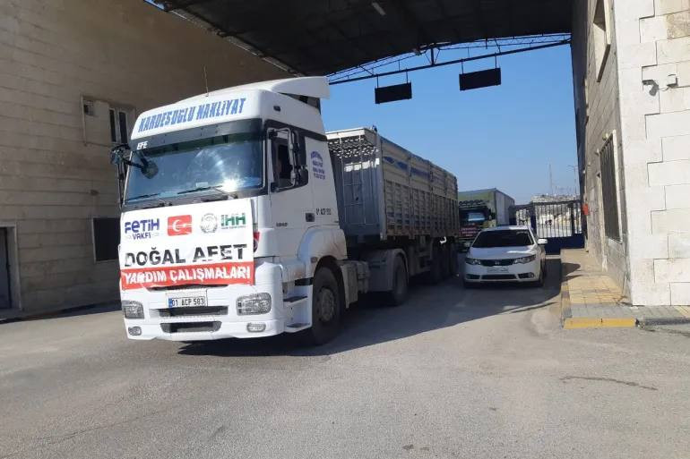 مساعدات تركية تدخل إدلب 