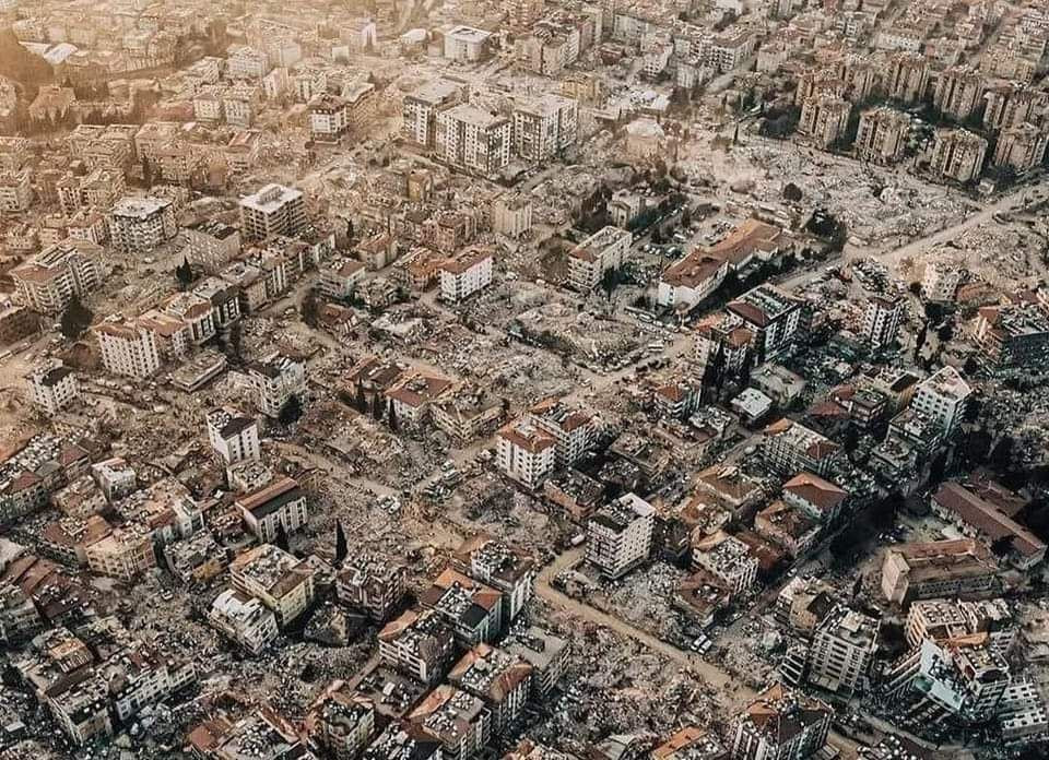 ارتفاع عدد ضحايا الزلزال في تر...