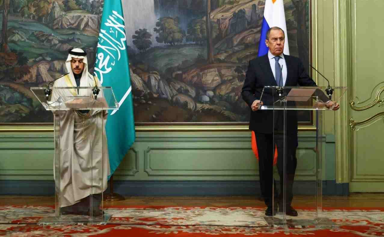 بعد لقاء وزير الخارجية السعودي...