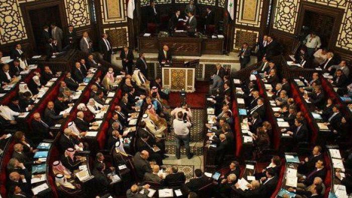 رئيس برلمان الأسد: "المتآمرون"...