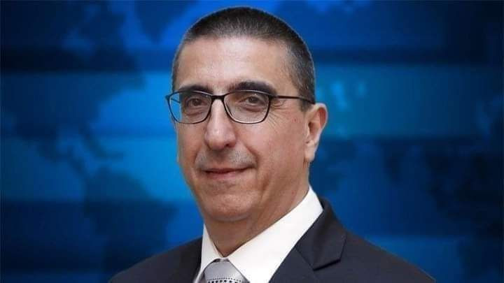 وزير لبناني: يجب ترحيل أي شخص...