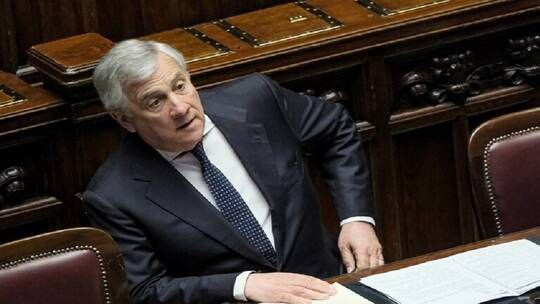 إيطاليا: جمود العملية السياسية...