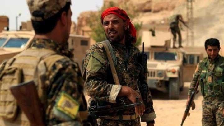 "قسد" تعتقل 20 مدنيا في دير ال...