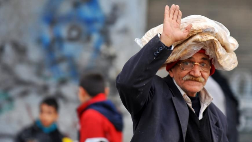 ملف رفع الرواتب واﻷجور يعود إل...